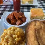 Roxanne Shanté Instagram - Great food great music @soulfood_factory #plzbelieveit and Have A Nice Day