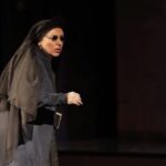 Roya Teymourian Instagram - به مناسبت هشتاد و دومین سال تولد دکتر علی رفیعی، نمایش فیلم‌تأتر "خانه‌ی برناردا آلبا" از دوشنبه 22 دی‌ماه، در سایت تیوال قابل مشاهده است. همچنین نسخه فیزیکی این اثر و دو اثر دیگر علی رفیعی _یرما و خاطرات و کابوس‌ها_ از مجموعه فیلم‌تأترهای "تماشاخانه نی‌داوود" به زودی در مراکز فرهنگی ارائه می‌گردد.