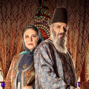 Roya Teymourian Instagram - .
سیاست میرزا آقاخان نوری و تجارت کفایت بانو ❤️
‌.
#عاشقانه جیران روایتگر داستان عشق ناصرالدین شاه به جیران و خرده روایت های دربار اوست.
.
روایت هشتم از این سریال دیدنی و جذاب همین حالا قابل تماشاست.
.
#جیران را هر جمعه، به‌صورت اختصاصی در #فیلیمو تماشا کنید.
.
کارگردان: حسن فتحی
تهیه‌کننده: اسماعیل عفیفه
نویسندگان: احسان جوانمرد و حسن فتحی
.
@filimoshot
‏@jeyranseries_official