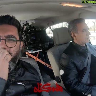 Roya Teymourian Instagram - در پشت صحنه سریال همگناه چه میگذرد؟ . دقایقی از مراحل فیلمبرداری و آمادهسازی قسمت سوم سریال همگناه و سکانس پایانی و یک تصادف پر ماجرا ... . #هم_گناه به کارگردانی و تهیه کنندگی مصطفی کیایی، دوشنبه هر هفته در شبکه نمایش خانگی و سرویس ویاودی فیلیمو و نماوا منتشر میشود. . . بخشی از پشت صحنه قسمت دوم این سریال را به تصویربرداری روزبه خسروی و تدوین حامد بتولی ببینید. . . @hamgonah.series @filimocom @namava_ir .#همگناه#هم_گناه#مصطفی_کیایی#پرویزپرستویی#هدیه_تهرانی#محسن_کیایی#حبیب_رضایی#هنگامه_قاضیانی#مهدی_پاکدل#پدرام_شریفی#رویاتیموریان#مسعودرایگان#افسانه_چهره_آزاد#شاهرخ_فروتنیان#افسانه_ناصری#احسان_کرمی#روشنک_گرامی#سوگل_خلیق#مارال_بنی_آدم#حسین_امیدی#فروغ_قجابگلی#علی_باقری#فرانک_کلانتر#ساقی_حاجی_پور#محمدموحدنیا#آیتک_جاویدنژاد