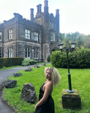 Ruby Barker Instagram - I’m gonna miss this place 🏰 moving out on Saturday 😢