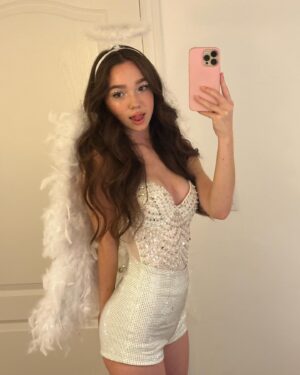 Ruby Jay Instagram - Halloweekend pt. 1 🪽✨
.
.
Shoutout to @keirapena for the pics and to @nancileesantos for giving me the pearls like a year ago (really came in clutch) 🥰♥️
