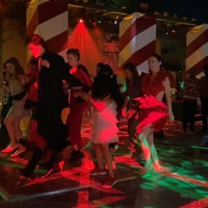 Ruby Jay Instagram - @thesantaclauses is out now!! Make sure to watch my talented, long-time friend @devintheactor and the rest of The Santa Clauses family on the first two episodes out now on @disneyplus ♥️ This was such an iconic project to have the opportunity to work on with so many lovely people including @austin.j.kane @elizabeth.mitchell.official and #elizabethallendick
🎄♥️
Stay tuned to see a familiar face later in the season ;)
#thesantaclauses #disneyplus #outnow