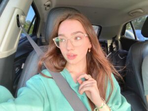 Ruby Jay Instagram - Passenger Princess energy 👑♥️