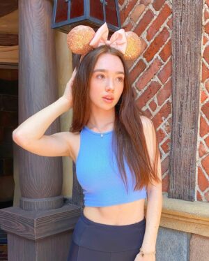 Ruby Jay Instagram - Disney Day 👑
.
Absolutely love these girls ♥️
