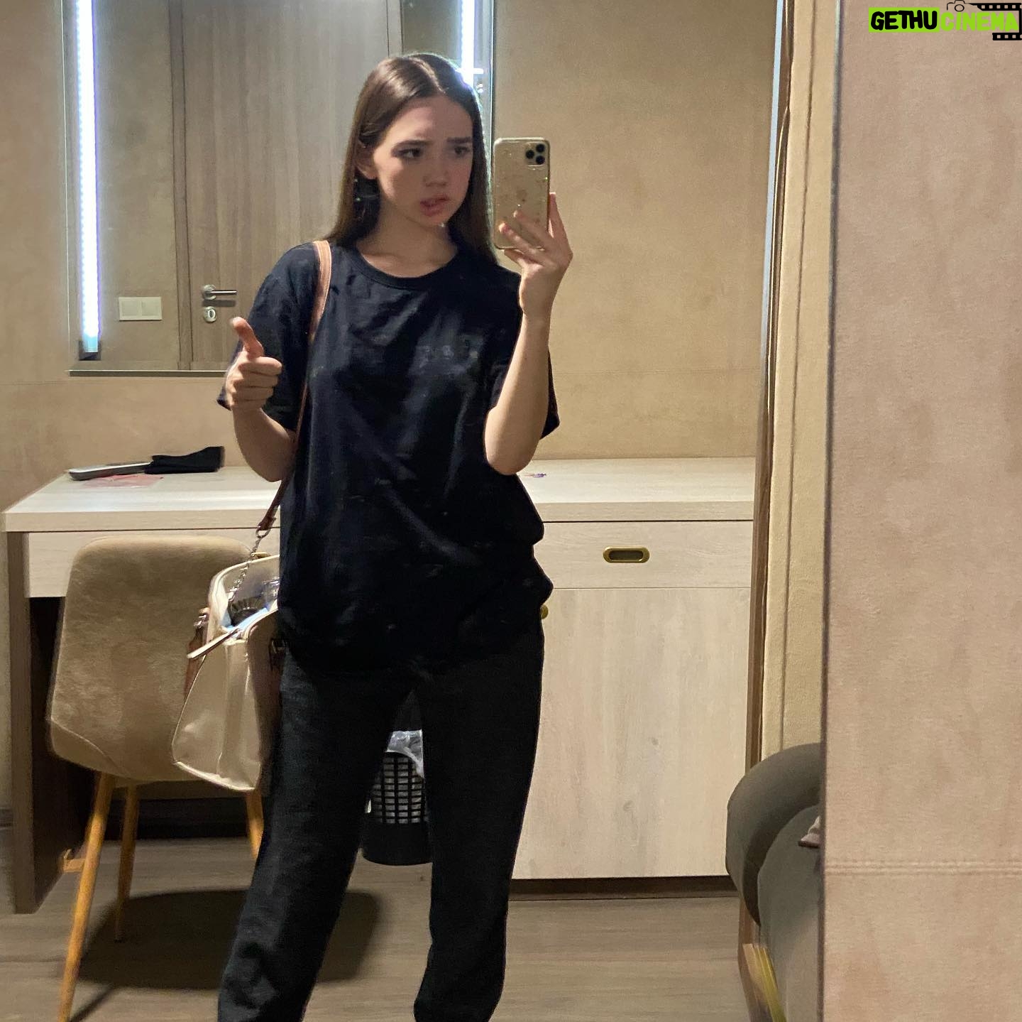 Ruby Jay Instagram - In case you were curious why I was in Budapest… make sure to watch the new episode of FBI International tonight at 9pm on CBS! You might see a familiar face ;) . . A huge thank you to everyone involved in this show, you all made this one of the most welcoming and fantastic experiences any girl could dream of! It was so amazing getting to working with such a talented cast. A special shout out to the one and only Avi Youabian for being such an incredible director, it was absolutely magical working with you and your creative vision.