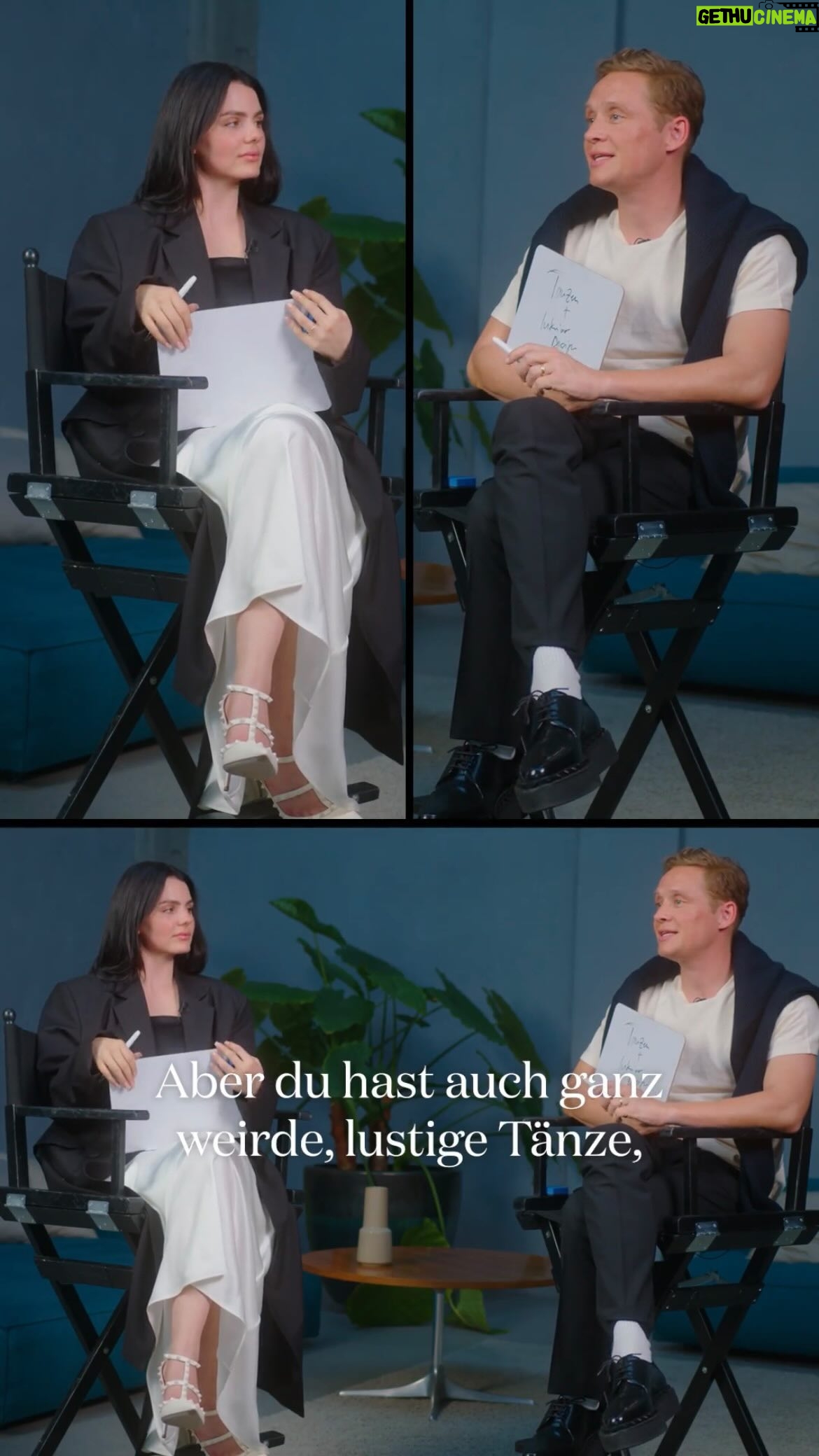 Ruby O. Fee - 29.5K Likes - Von der perfekten Date Night bis hin zu verrückten Tänzen – mit VOGUE haben unsere Cover-Stars Ruby O. Fee und Matthias Schweighöfer "Wer kennt wen besser?" gespielt. Das ganze Video finden Sie via Link in der Bio.
#voguegermany #werkenntwenbesser
(Talents: @rubyofee und @matthiasschweighoefer)