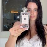 Ruby O. Fee Instagram - Anzeige How to smell like late summer? Jo Malone London has the perfect scent: English Pear & Sweet Pea #EnglishPear #JoMaloneLondon @jomalonelondon
