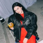 Ruby O. Fee Instagram - You know, I’m usually the „guy“ who pops beer caps with her teeth, but I decided to switch it up yesterday ; ) Big thanks for the awesome evening 1664Blanc 💙 and congrats on the launch! Thrilled to be part of the ride. Already got a stash of chilled bottles, ready to rock our next girls' night. Cheers 🍻 #1664Blanc #GoodTasteWithaTwist #BlueAttitude #enjoyresponsibly