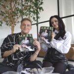 Ruby O. Fee Instagram - Ab zum Kiosk! Unsere Oktober-Ausgabe mit den Cover-Stars Ruby O. Fee und Matthias Schweighöfer ist ab heute erhältlich. Via Link in unserer Bio kann das Heft auch bequem nach Hause bestellt werden. Viel Spaß beim Lesen! #voguegermany #vogueoctober (Cover-Stars: @rubyofee und @matthiasschweighoefer für @voguegermany, Videograph: @julian_mathieu_)