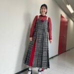 Ruka Matsuda Instagram - 遅くなってすみません！ 『秘密のケンミンSHOW極』の時の衣装です☺️ 沖縄は卒業式についてのトピックでした！ 卒業生にお菓子のレイを渡すのは沖縄だけと知り、当たり前だとすっかり思っていたので驚きです…！ dress / @shiroma_official pierce / @goldy_jp heels / @charleskeith_jp . #秘密のケンミンshow #秘密のケンミンshow極 #ケンミンショー