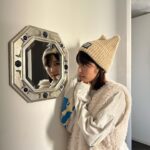Ruka Matsuda Instagram - 右見て、左見て、もう一度右を見て渡りましょう(？) ひじに付いてる犬がポイントです🐕💙 . #asknowasplus #アズノゥアズプラス