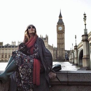Ruken Demirer Instagram - İyi akşamlar herkese 💫 #rukenontheroad #rukentakeslondon 💙