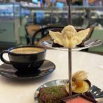 Ruken Demirer Instagram – Çok tatlı bir kahve zamanı ✨😌|| Very sweet coffee time @marieantoinettechocolatier #marieantoinettechocolatier #homemadechocolates #luxurychocolate #reklam 👌🏼