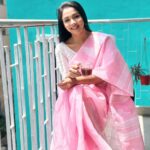 Runa Khan Instagram – আজকে একটু মণিপুরী প্রেম চলছে..🌸🌸🌸

#runakhan