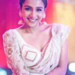 Runa Khan Instagram - Loved your click..🥰 📸- @rakesh_rakib_ll #runakhan