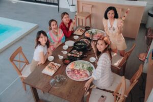 Rungrawan Tonahongsa Instagram - ทริปเขาใหญ่​ที่​ @win_poolvilla คือสนุกมาก​ ที่พักนี่เหมาะกับการรวมตัวปาร์ตี้​สุดๆ​ แถมยังใกล้ที่ท่องเที่ยว​และคาเฟ่เก๋ๆหลายนี้​ 

ใช่ค่ะโพสนี้ตั้งใจมาโปรโมท​ @win_poolvilla ให้ @nulek_gaga​ แบบไม่ต้องสงสัย​😂😂
รีบจองเลยค่ะ​ ได้ข่าวว่าเมษานี้เต็มแล้ว​ ปังสุดๆแบบหยุดไม่อยู่จริงๆน้องฉัน​