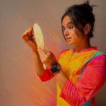 Rupali Wakode Instagram - 🫣 #naturaleffect #prism #sunrays☀️