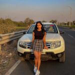 Rupali Wakode Instagram - Golden Hour 🌞 #rupaliwakode #sunset #mobilephotography #goldenhour
