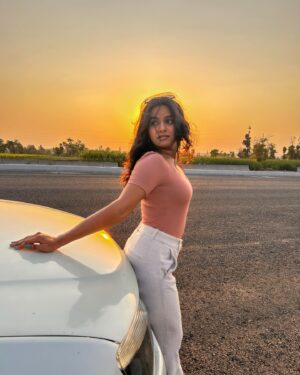 Rupali Wakode Instagram - Be a stiletto in a room full of flats🤓

#formalwear #style #outfitinspo #trendy #fasion #pune