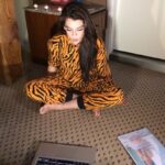 Ruth Lorenzo Instagram - Me estáis haciendo viajar en el tiempo. Todo este cariño tan increíble que estoy recibiendo en esta preciosa aventura que es el @benidormfest_rtve me ha hecho recordar lo bello que fue el camino de “Dancing In The Rain” a @eurovision. La nostalgia ha hecho que esta mañana revisara todos esos momentos vividos y he querido compartir con vosotros algunos de ellos. 1️⃣ En el Set de “Dancing In The Rain” 2️⃣ Making of de “DITR” 3️⃣ La habitación de hotel que fue hogar durante meses 4️⃣ Grabando voces 5️⃣ Siempre quise ser sirena 6️⃣ Uno de nuestros últimos directos previos a la actuación 7️⃣ y 8️⃣ Mis dos Conchitas ❤️‍🩹 9️⃣ Y lo sabes… 🔟 Con José María Iñigo ✨ Me encantaría leer lo que significó ese año en #Eurovision para vosotros. Os amo 💙🧜🏽‍♀️ #DITR10years