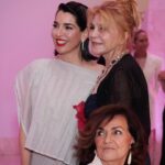 Ruth Lorenzo Instagram - Qué noche tan bella y tan especial abrazada por la magia del @museothyssen 🤍 Gracias @harpersbazaares por esta primera cita para celebrar la magnitud de la mujer en el mundo del arte🤍 #WomenInArt2024 💗✨ @rafapontessss Vestido @isseymiyakeofficial Bolso y joyas @bvlgari Zapatos @aquazzura Hair & makeup @pedrocedeno1
