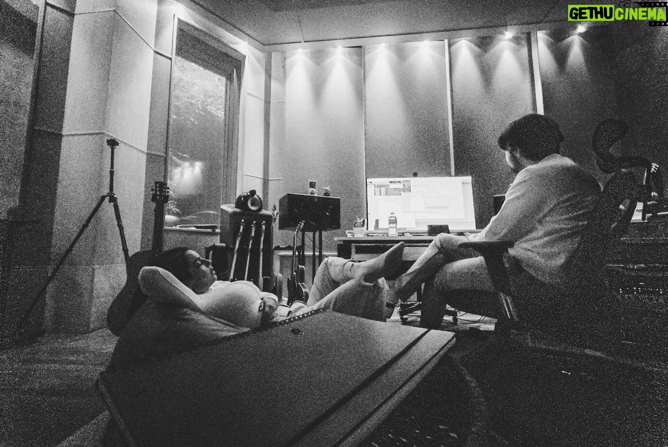 Ruth Lorenzo Instagram - Loading… ❤️🔥🎙️✍🏻