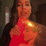 Ruth Lorenzo Instagram - Gracias por pasar un ratito conmigo, espero que disfrutéis de este vinilo, tanto como yo creándolo 🤍
