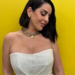 Ruth Lorenzo Instagram – Y de repente la vida te sorprende… 🤍

#benidormfest2024 

👗: @loveisintheair_bridal @jennypackham @__pdepaola @stevemaddenesp por @antoinella
