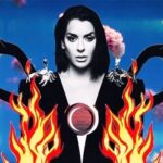 Ruth Lorenzo Instagram - ❤️‍🔥🪽 I’ve run out of air to laugh At all the comments on the size of my breast It’s all a measuring game Open your mind, so you give it a rest #Woman #freedom