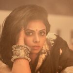 Rutuja Bagwe Instagram - “चित्रहार” खुप गोड नवी कोरी सीरीज नक्की बघा “करडी guy” youtube channel वर 😃 EP-01 link in bio congratulation and All the very very best ❤️😘 @dhawalpokle @gaurikulkarni23 @manchekar_anurag @pranavgandhe @ashayrtulalwar @p_kalakari @prathameshbsound_1195 @dhirajmaule vedant_malve_ @insta4_sahil @abhishek_shelar02 @sanikasule #reels #reelsinstagram #reelitfeelit #music #vibe
