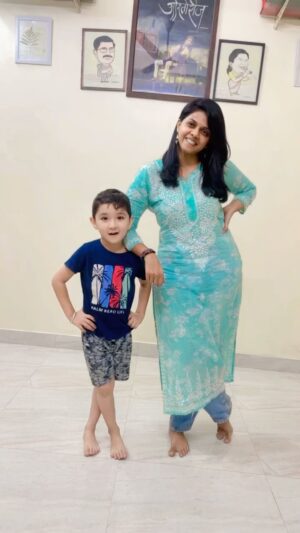 Rutuja Bagwe Instagram - cutest reel partner ever 🫶 
राजवीर ❤️ 

reel choreographer Rajveer 😅🥰 

#happyme #funtime #réel #reelitfeelit #love #kids #pure #foreverlove #rutujabagwe #unconditionallove