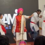 Rutuja Bagwe Instagram - 'सोंग्या'च्या ट्रेलर लाँच प्रसंगी अभिनेत्री ऋतुजा बागवेचे खास सादरीकरण @rutuja_bagwe #PlanetMarathi #songya #marathimovie #trailerlaunch #rutujabagwe