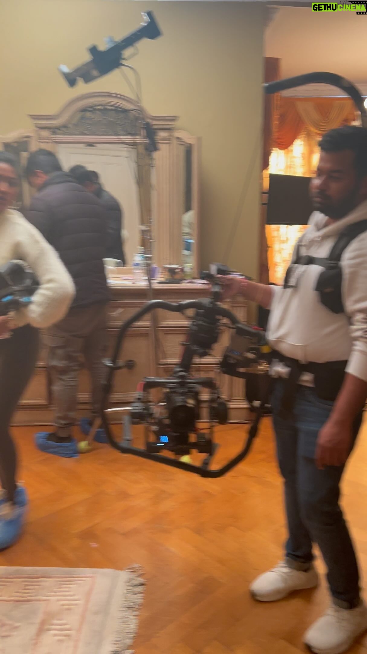 Rutuja Bagwe - 4.5K Likes - The madness behind the scenes of #londonmisal
Had a mad blast , working on a multi star cast is never easy but definitely the good madness… my Mumbai team @nikitasawant04 @dhirajdw @vinodkamble21 and my London team both made this possible @sushant_golatkar ….
London Misal - A Film By @jalindar.kumbhar
Produced By: @amittbasnet @sureshgpai Aaron Basnet
Co-Produced By: Sanis Khakurel
Associate Producer: @vaishallipaatil
Story: Jalindar Kumbhar
Starring: @rutuja_bagwe @shrotriritikaofficial @im_gaurav_more20 @madhuripawarofficial @nikkhhil_29 @ruturaajshinde @sunilgodboleofficial @sahibharat
Music: @rohitshyamraut, @vaishalisamant
Singers: @radhakhude_official, @vaishalisamant @bharatjadhav
Lyrics: #mangeshkangne
Music On: @zeemusicmarathi
Executive Producer : @ankit_gautam_0206
Finance Head: @hemisha_kundhadia @sushantshinde1990 sajan_ksm
DOP: @udaysinghmohite
Screenplay and Dialogues: @omkar_mangesh
Background Music: @sai_piyush_
Editor: Manish Shirke
Art Director: Sanjay Kharat, Sam Mahajan, Mahesh Dhamanaskar
Choreographer: @iamvrushalichavan
Sound Design & Mixing: Dinesh Uchil & Shantanu Akerkar
Makeup Designer: Atul Shidhaye
Makeup: @doshiamod
Costumes Design: harshadamore_ @apeksha_gandhi_soni
Media Director: @pradnyaasumathishetty_official @friendsincorporate
Visual Promotions - @Studiioz10 , #Ajoydeshmukkh
Publicity Design: @sushant_deorukhkar
Digital Marketing: @ashmikitilekar @teamsocialtime
Distribution: @filmastrastudios & @abinternationalfilms