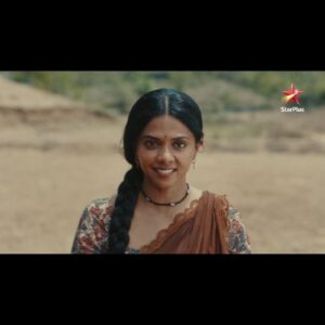 Rutuja Bagwe Instagram - Khet mein chalta hai Vaiju ka raaj aur har samasya ka hai iske paas ilaaj. Lekin kya wo khud ke liye dhoond paayegi ek humsafar jo suljhayega uski pyaar ki uljhan?

Jaanne ke liye dekhiye,
nayi aur dilchasp kahani, #MaatiSeBandhiDor, 27 May se, Shaam 7:30 baje StarPlus Par.

@rutuja_bagwe @6_ankitgupta @resham._.resham

#StarPlus #ComingSoon #StayTuned #LaunchingSoon #NewShowAlert #ComingToYourTVScreens #NewShow #SneakPeek #AlagAndaaz