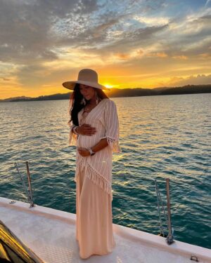 Ruzana Ibrahim Instagram - Sunsets and New Beginnings ✨🧡