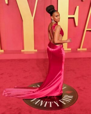 Ryan Michelle Bathe Instagram - @VanityFair was A TIME! 

And thank you to @kathypsantiago for making sure my back was dewy and not ashy!  And @makeupbykai and @marjthestylist but some kind of magic staying power on the HMU!
@philippeuter, thanks for the love you poured into this look. 

Dress @katherinetash
Jewels @kallatijewelry
Shoes @egoofficial