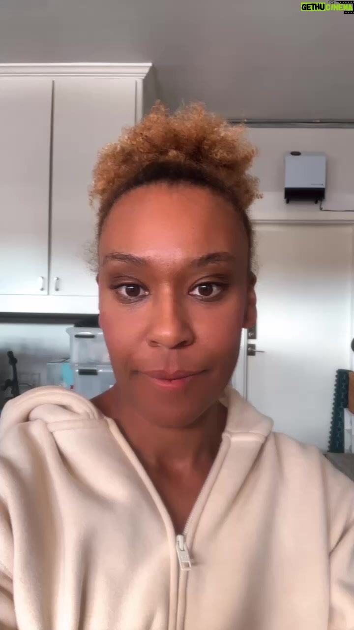Ryan Michelle Bathe - 2.3K Likes - Christmas miracles!!!!