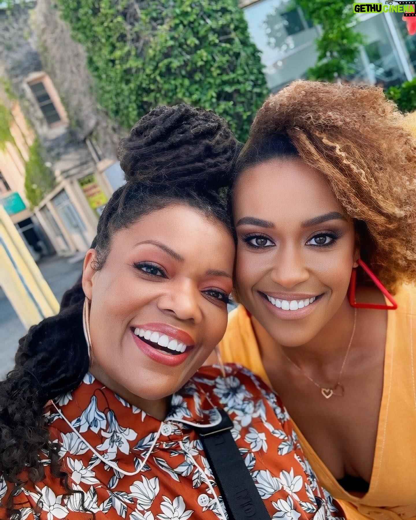 Ryan Michelle Bathe - 2.5K Likes - My friend @yvettenicolebrown is a light, a talent, and a teacher. And she’s funny!! She asked me to moderate a screening of her show, hosted by my forever mayor @karenbassla! #actyourage premieres tonight on @netflix!!!!!!!!!