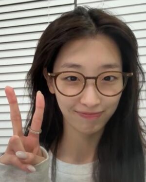 Ryu Da-in Instagram - 류금쪽✌🏻