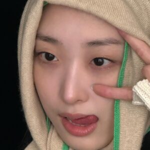 Ryu Da-in Instagram - 잘 받았으려나~