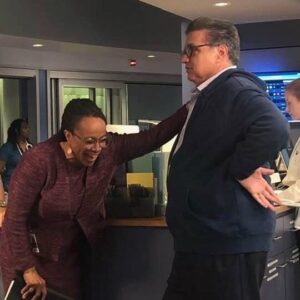S. Epatha Merkerson Instagram - There are very few people who can make me laugh like this man! #oliverplatt He always manages to make me show out while he seems the perfect picture of calm!  #lovemesomeoliverplatt #aintnobodylikehim #setshenanigans #chicagomed #football #drchuckie #msgoody #season5  Photo credit: Paula Newsome! Thank you Paula...you captured a great moment!