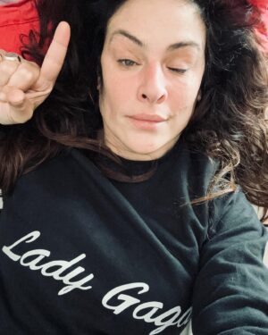 Sónia Tavares Instagram - Quem tenha conseguido estar doente todas as semanas desde novembro, ponha o dedo no ar ☝️