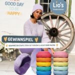 Sıla Şahin Instagram - 🌈 Gewinnspiel 🌈 [Unbezahlte Werbung] Nur noch bis zum 31.10 könnt ihr bei @lios_kinderzimmer die beliebte 6 1 Stapelsteinaktion nutzen! Das Beste daran: Ihr bekommt den wunderschönen Fusion Stein gratis dazu! 🤩 Aber das ist noch nicht alles! Ihr habt jetzt die Chance, ein Stapelstein Set Fusion, Classic oder Pastell zu gewinnen! 🌈 Was ihr dafür tun müsst? Ganz einfach: 1. Folgt @diesilasahin und @lios_kinderzimmer 2. Teilt dieses tolle Gewinnspiel in eurer Story Der Gewinner wird am 01.11.23 bekannt gegeben. Wir wünschen euch viel Glück! 🍀 Lasst euch diese tolle Gelegenheit nicht entgehen und macht mit! Wir bringen Kinderaugen zum strahlen🥰
