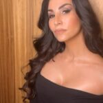 Sıla Şahin Instagram – L o o k.  a t.  m e🫦

🔥🔥🔥🔥🔥🔥

#beauty
#transition
#glam