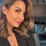 Sıla Şahin Instagram - After a long time …we did it again … @apjarblack ✨🙌 🧿✂️ #newhair #newhairstyle #strähnen #herbstfarben