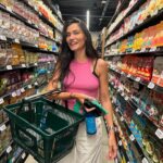 Saadet Işıl Aksoy Instagram – First photo sets the tone.. 🥸🐶🐥🍓🦈💪🏻🐔🐺🪳🐍🦋 #ladump