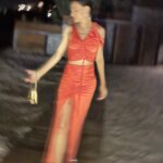 Saadet Işıl Aksoy Instagram - Me, myself and I🧡😉 Photos by the most amazing @painofkermit 💋