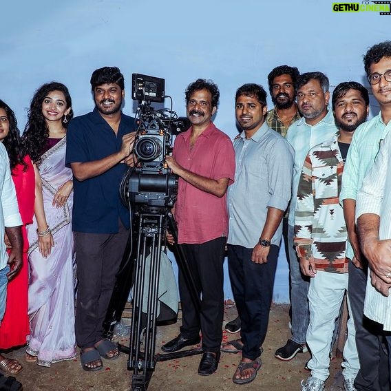 Saanve Megghana Instagram - Here’s your Telugu Ammayi doing her Tamil debut!! Need all your wishes and blessings for our film! 🙌❤️ @cinemakaaran_off @rajeshwarkaliswamy @manikabali87 @guru_somasundaram #tamil #tamilcinema #newfilm