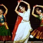 Saanve Megghana Instagram - First ever classical performance on stage, adi kuda Sita Devi laaga! 🙏🙌 Shot and edited by @vamsipujit ❤️ . . Thankyou, @sravyamanasa @goutham_maheswar for making me a part. I’ve made plenty of mistakes and I promise I’m gonna make no mistakes in our next showcase! 🫶🏻